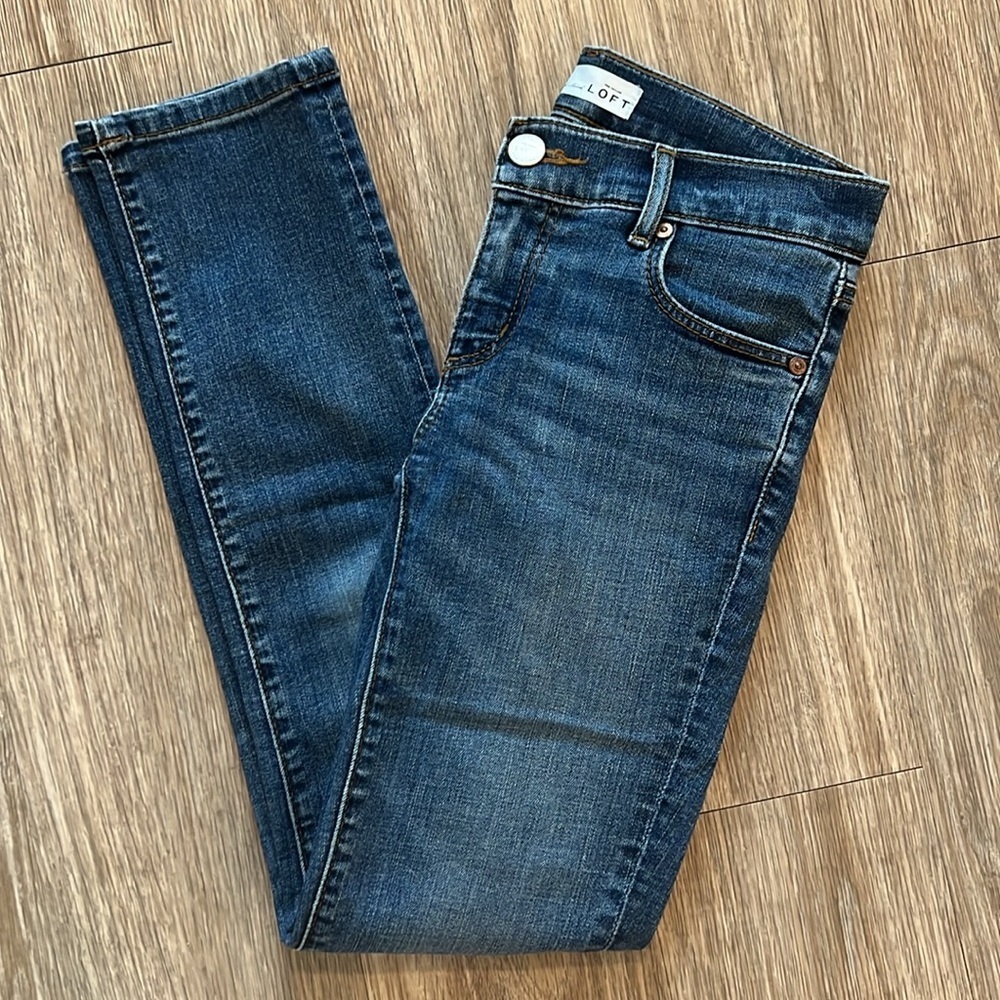 LOFT Women’s Skinny Crop Dark Wash Jeans 24/00